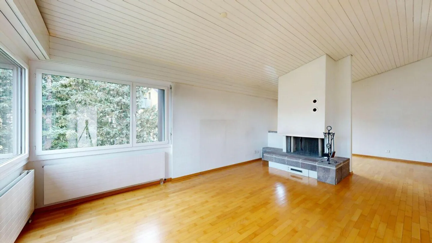 Appartamento attico attraente di 4,5 locali in un tranquillo quartiere residenziale - Foto 7 di 16