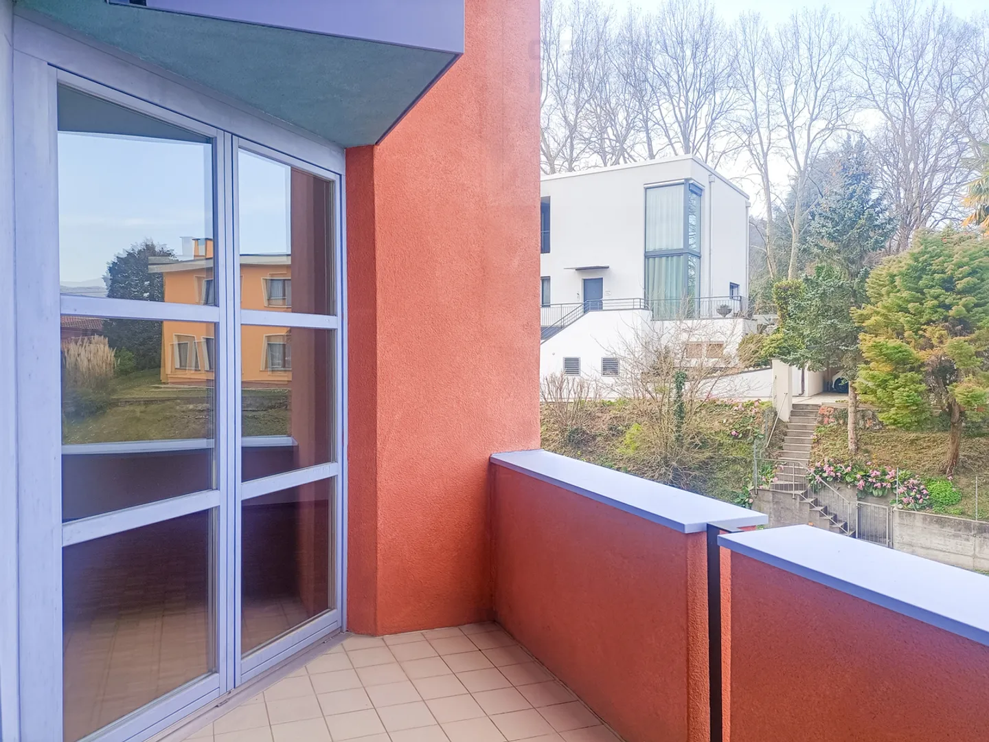 APPARTEMENT 3.5 PIÈCES AVEC DEUX GRANDES TERRASSES - Photo 1 sur 13