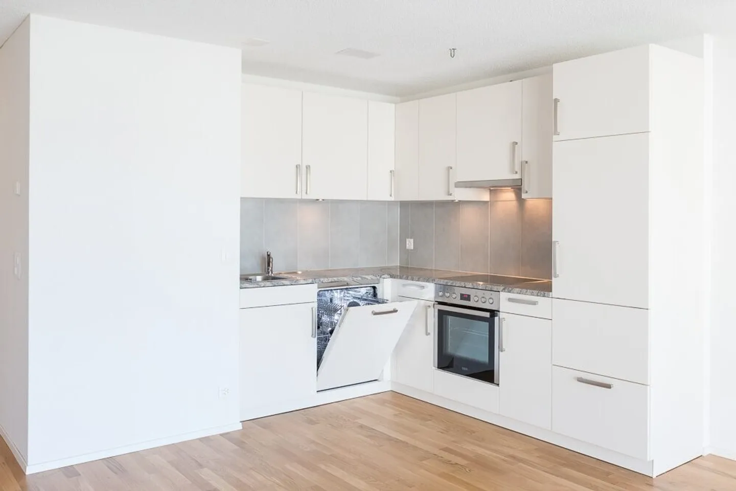 1-Zimmerwohnung im Parterre mit Waschturm / 37,4 m2 - Photo 4 sur 7