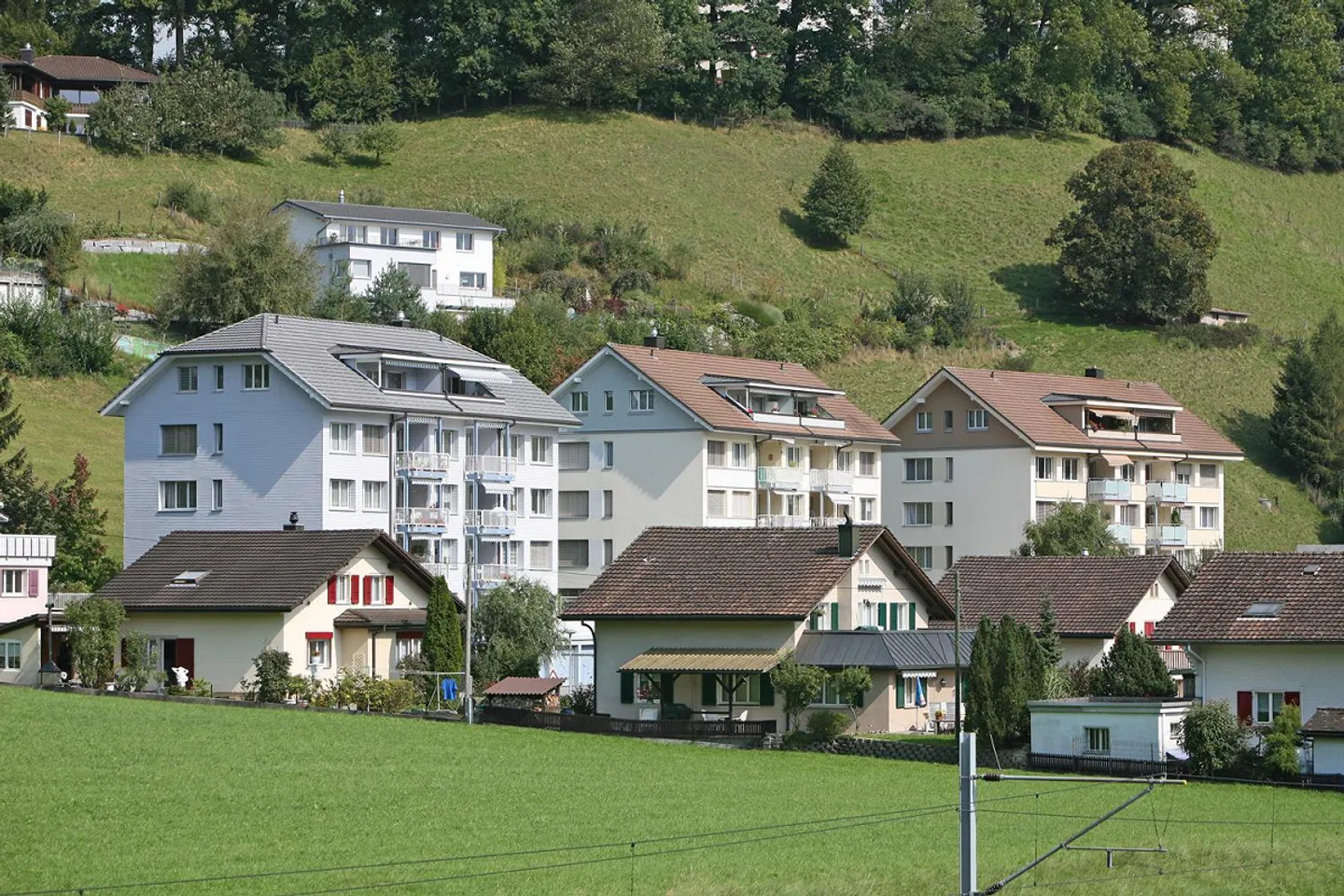 Appartement sous les combles de 3,5 pièces - Photo 1 sur 18