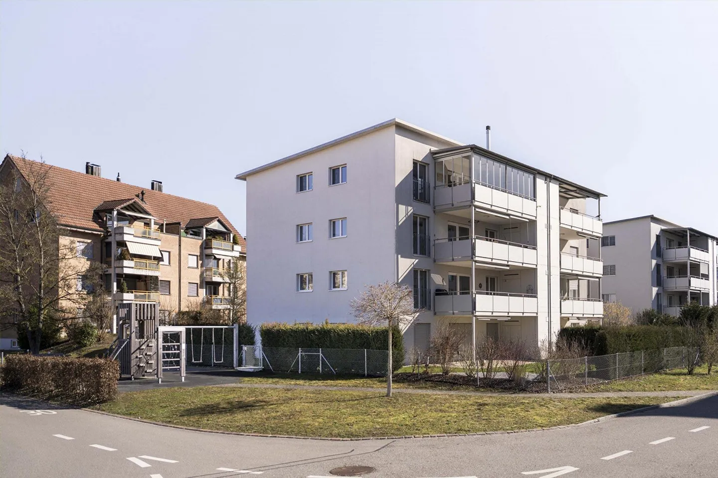 Spacious Apartment - Photo 1 of 10