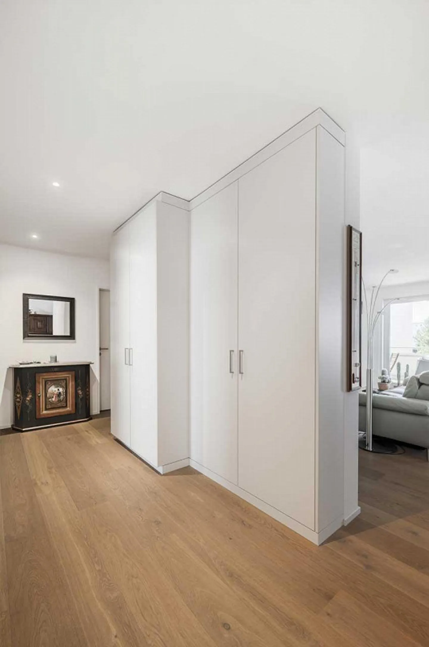 Spacious Apartment - Photo 7 of 10