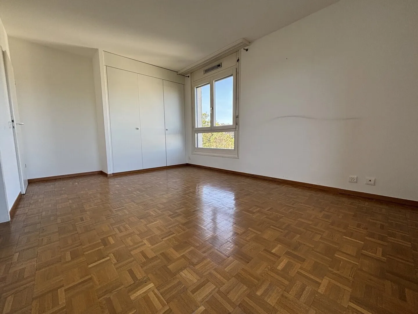 Bel appartement avec vue dégagé proche des organisations internationnales - Photo 3 sur 6