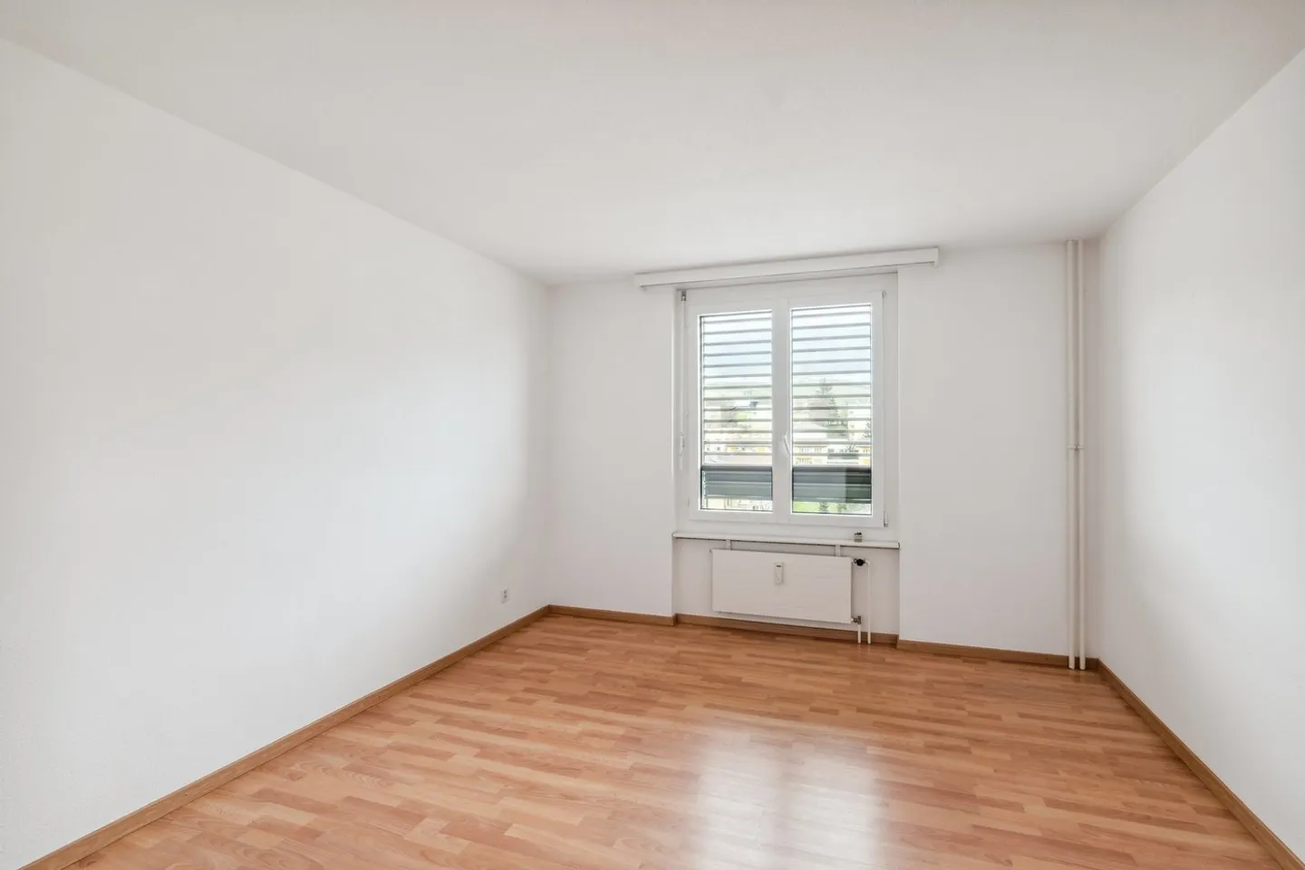 «Renoviert - lichtdurchflutet - tolle Aussicht - gute Lage !» - Foto 7 von 9