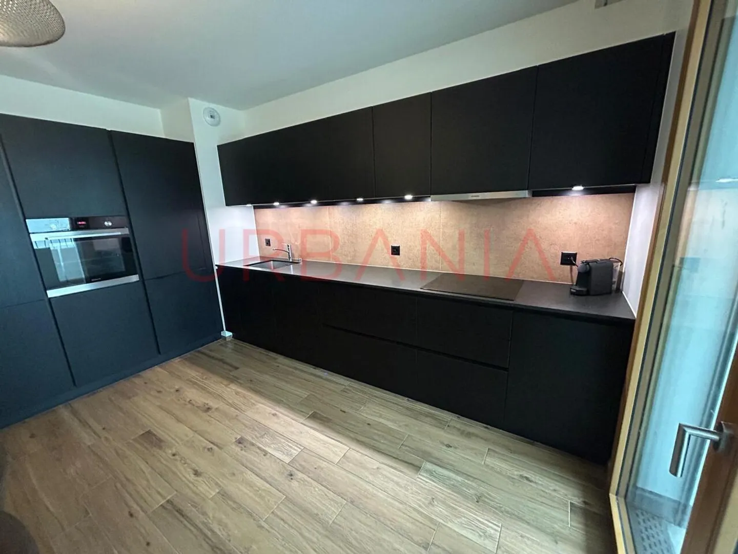 Magnifique 4 pièces lumineux avec terrasse - Foto 2 von 9