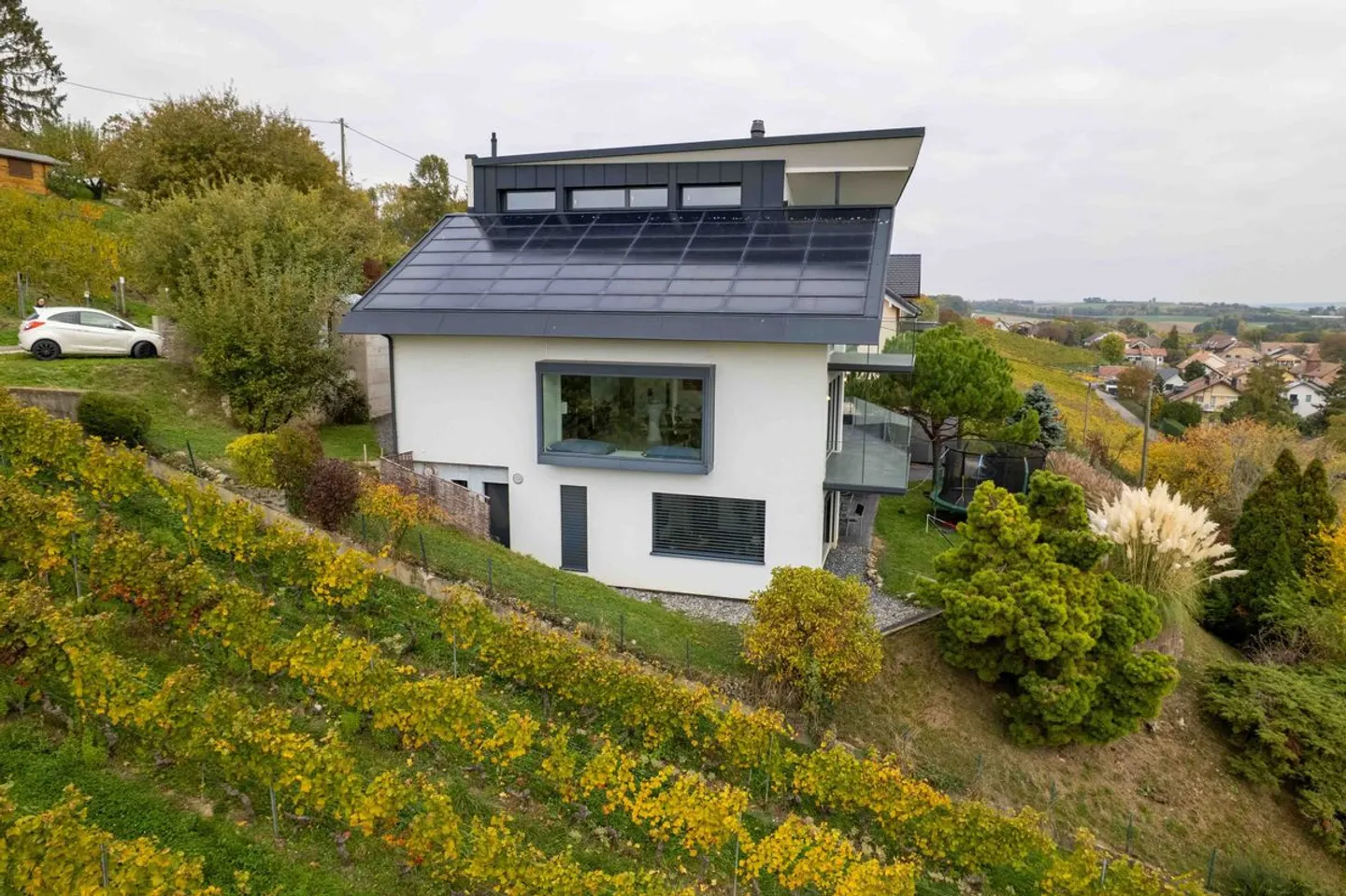 Architectural Villa with Panoramic Views - Photo 1 of 13