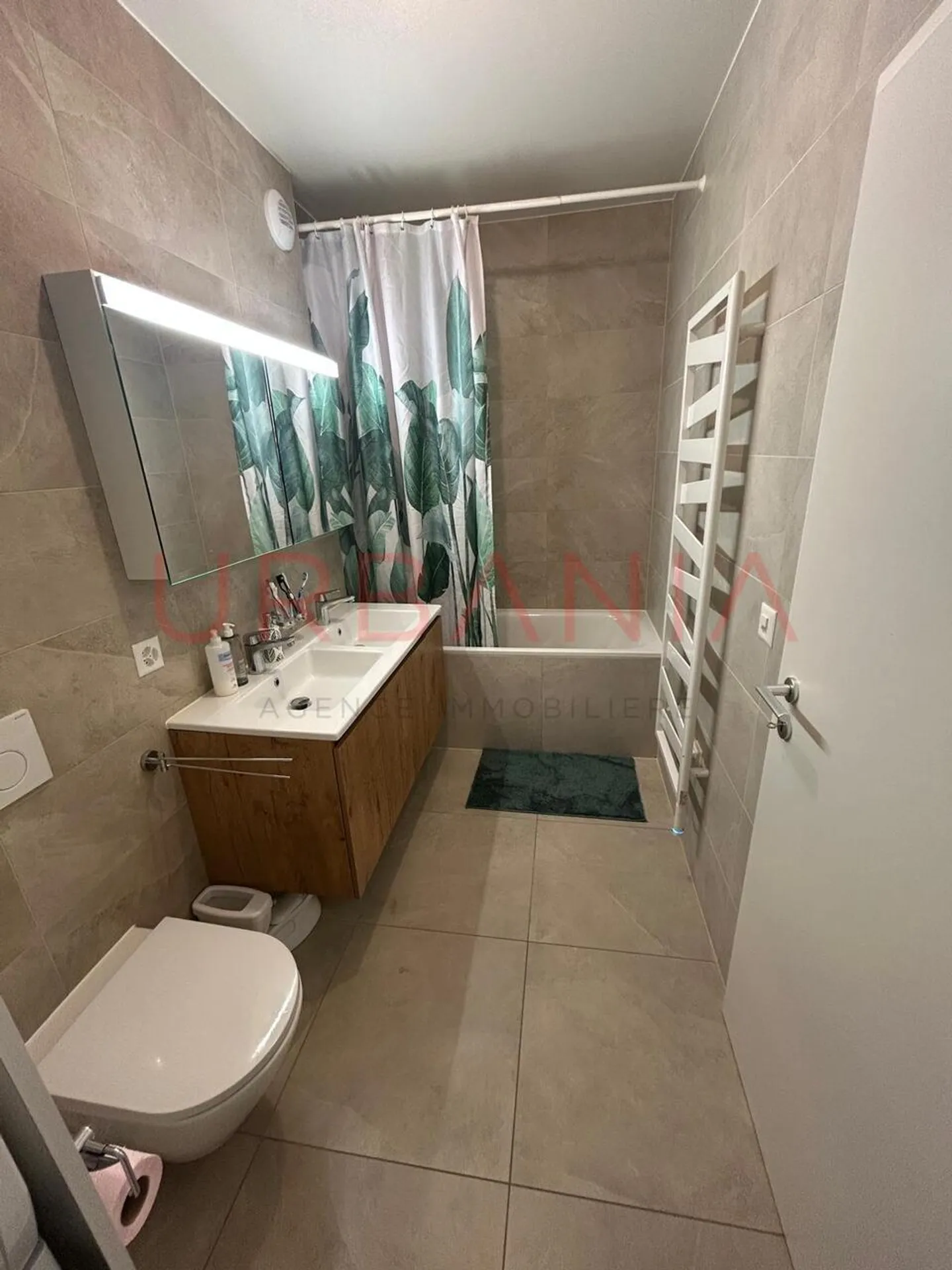 Magnifique 4 pièces lumineux avec terrasse - Foto 7 von 9