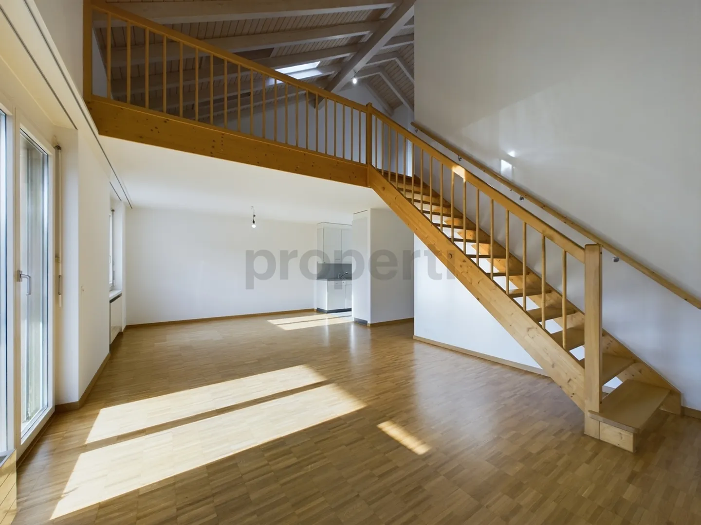 Ampio appartamento duplex di 5,5 locali a Niederdorf - Foto 1 di 11