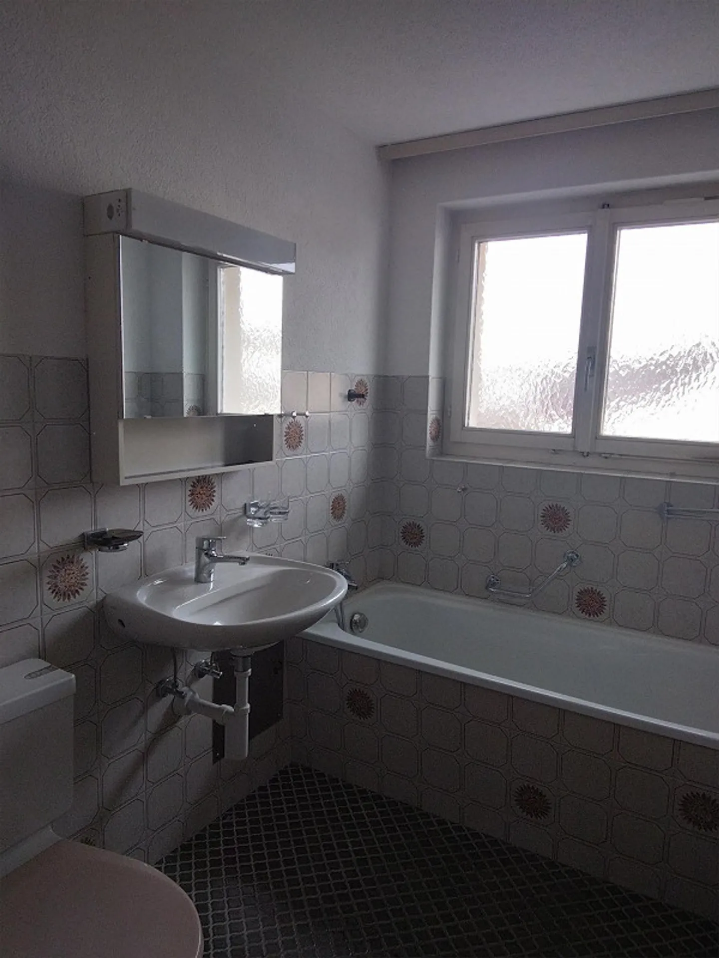 3.5 Room Apartment... living well and affordably - Photo 5 of 6