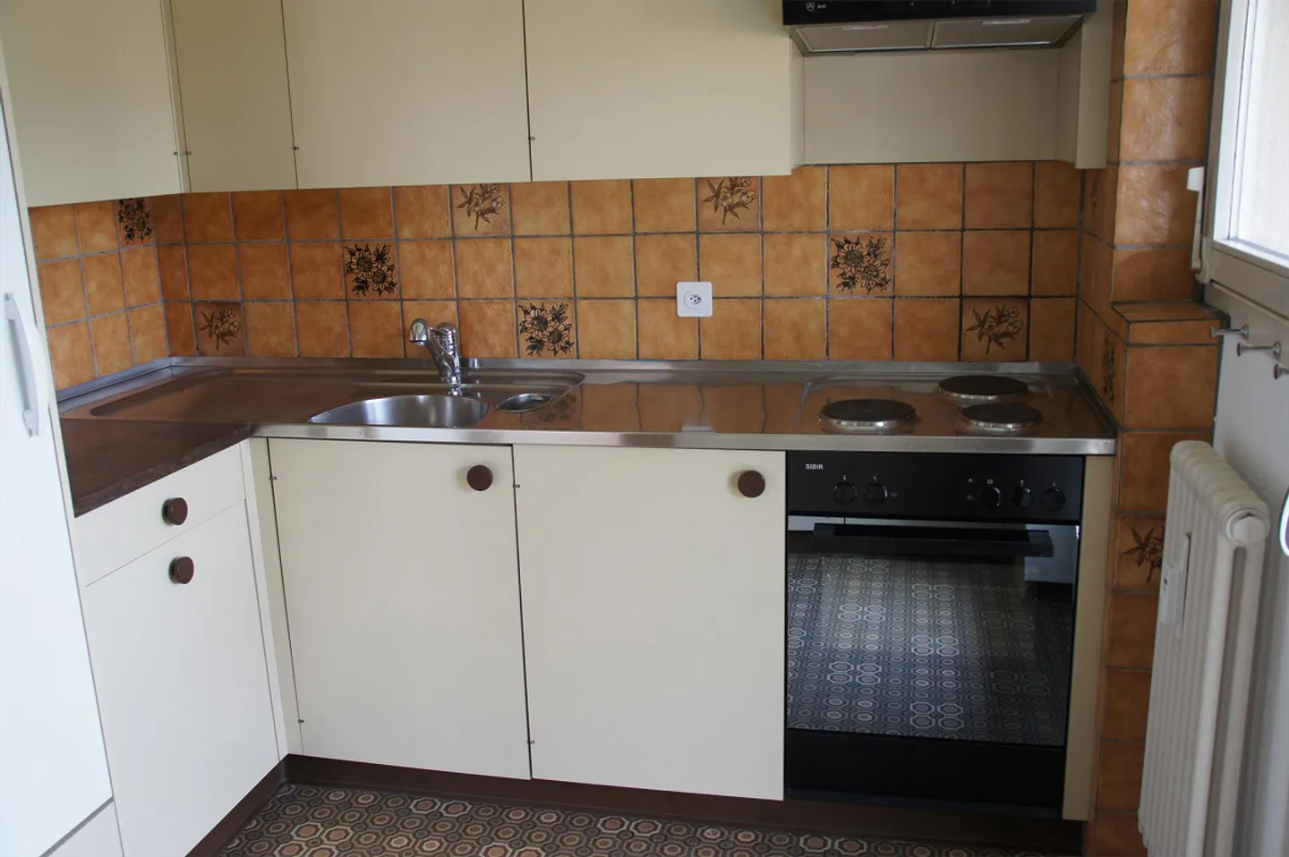 3.5 Room Apartment... living well and affordably - Photo 3 of 6