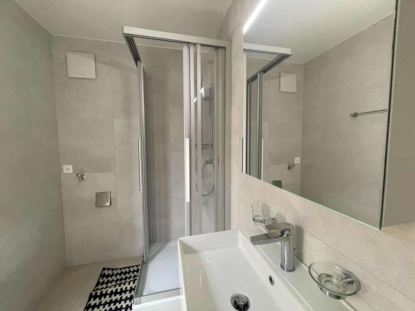 Chambre moderne à Prilly - Photo 19 sur 24