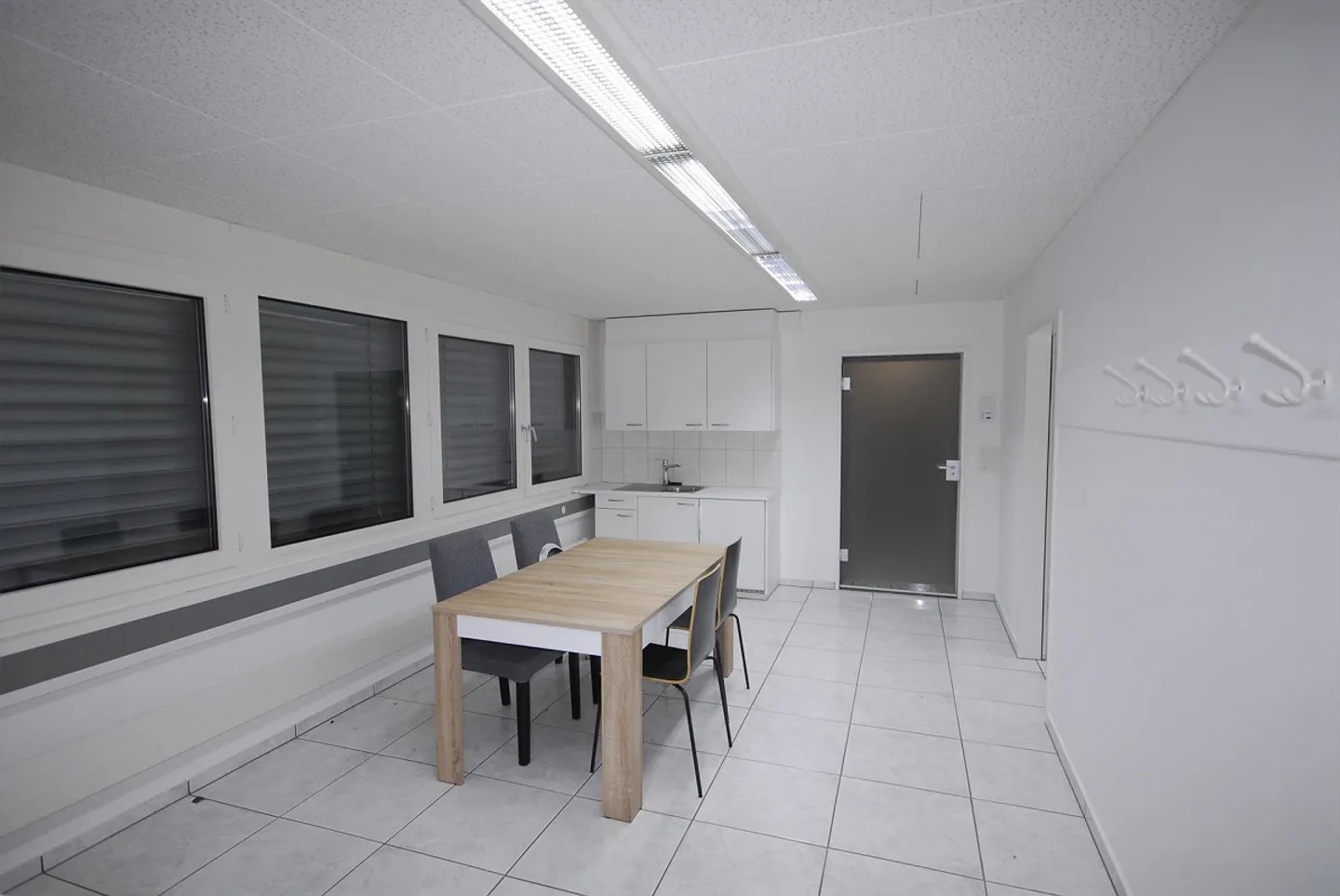 Grand espace de bureau de 135 m2 à Grossmatte Est 2, Lucerne-Littau - Photo 5 sur 9