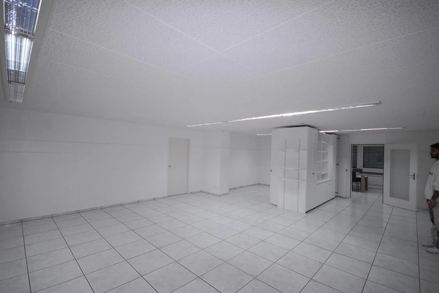 Grand espace de bureau de 135 m2 à Grossmatte Est 2, Lucerne-Littau - Photo 6 sur 9