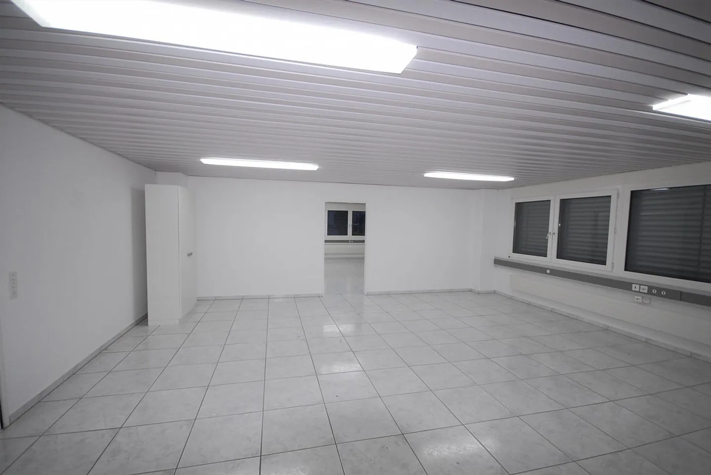 Grand espace de bureau de 135 m2 à Grossmatte Est 2, Lucerne-Littau - Photo 8 sur 9