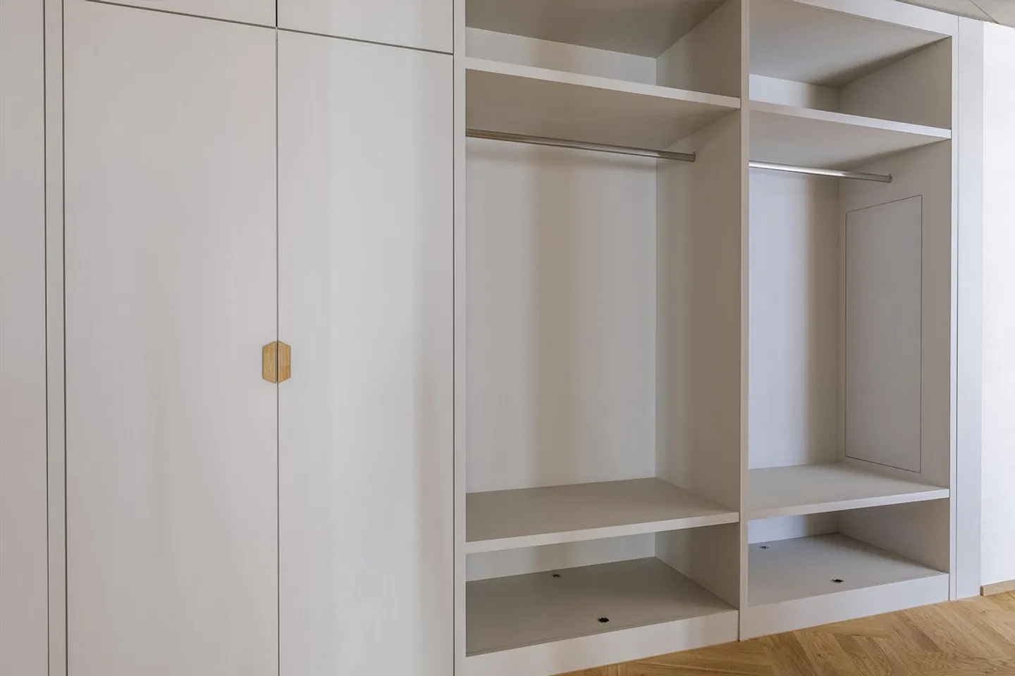 7.5 Zimmerwohnung in Biel - Foto 2 di 13