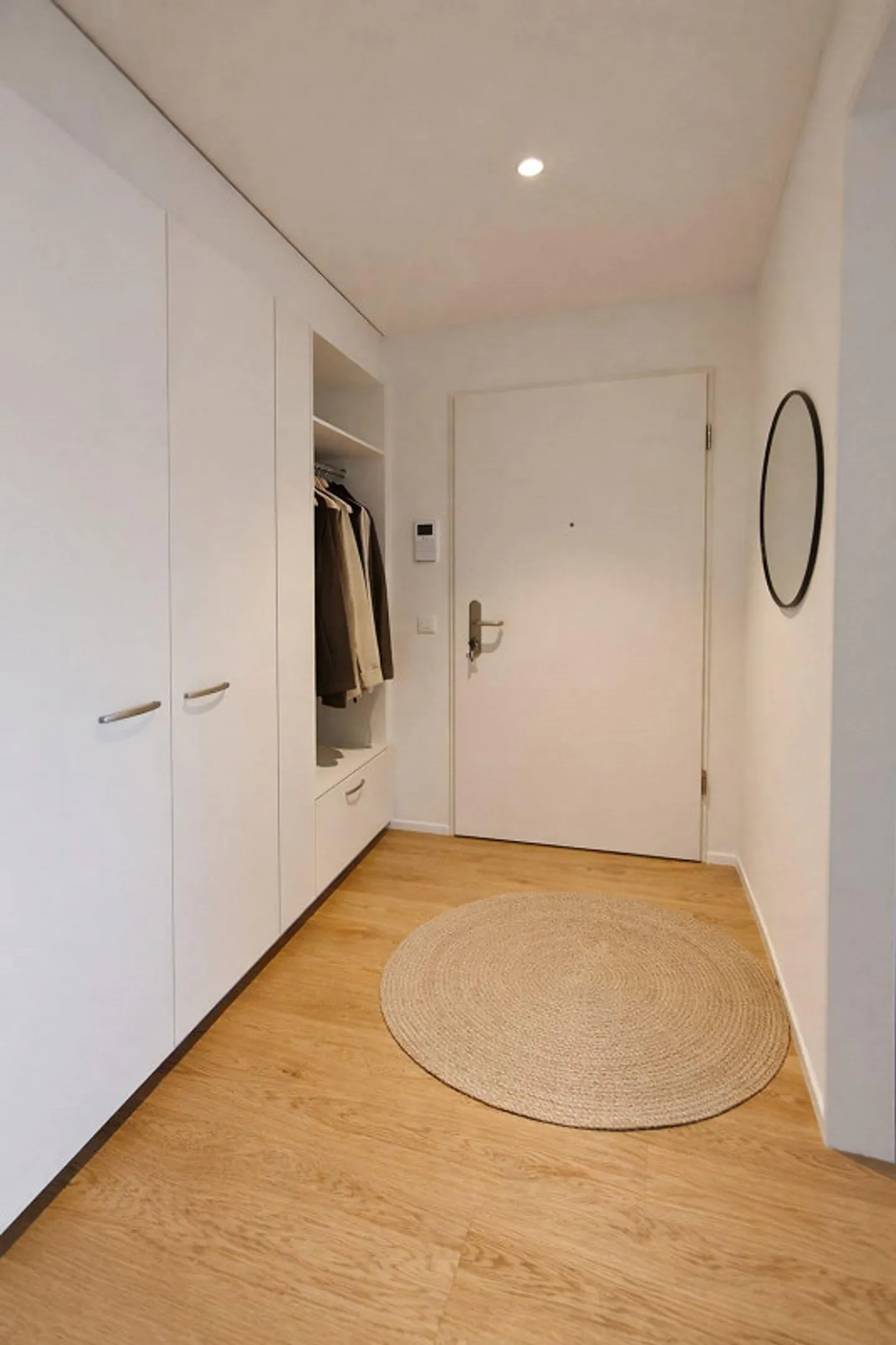 Moderno appartamento di 4,5 stanze con grande balcone e vista - Foto 8 di 14