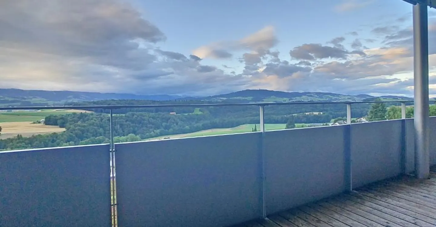 SUPERBA ABITAZIONE CON UNA VISTA IMPRENDIBILE! - Foto 5 di 10