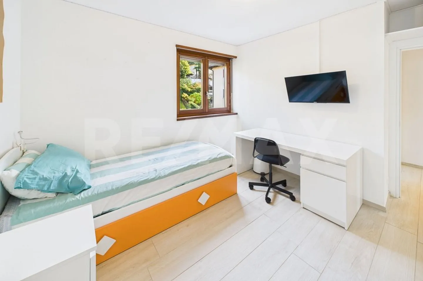 The ideal house for a family - spacious 4½ rooms in a quiet setting - Photo 9 of 13