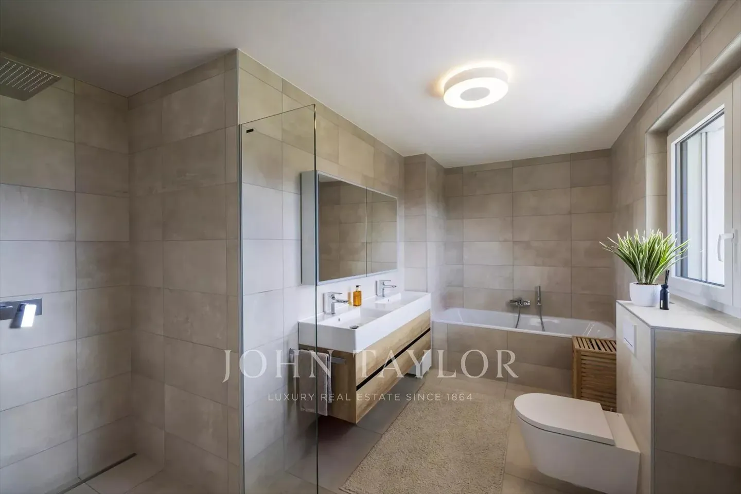 Magnificent villa for construction - according to the buyer's wishes - Photo 7 of 11