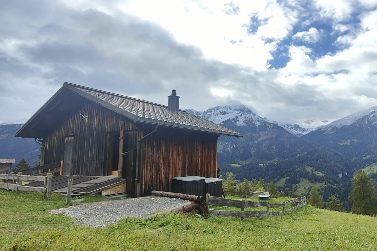 Autentico Maiensäss in posizione idilliaca - Foto 3 di 4