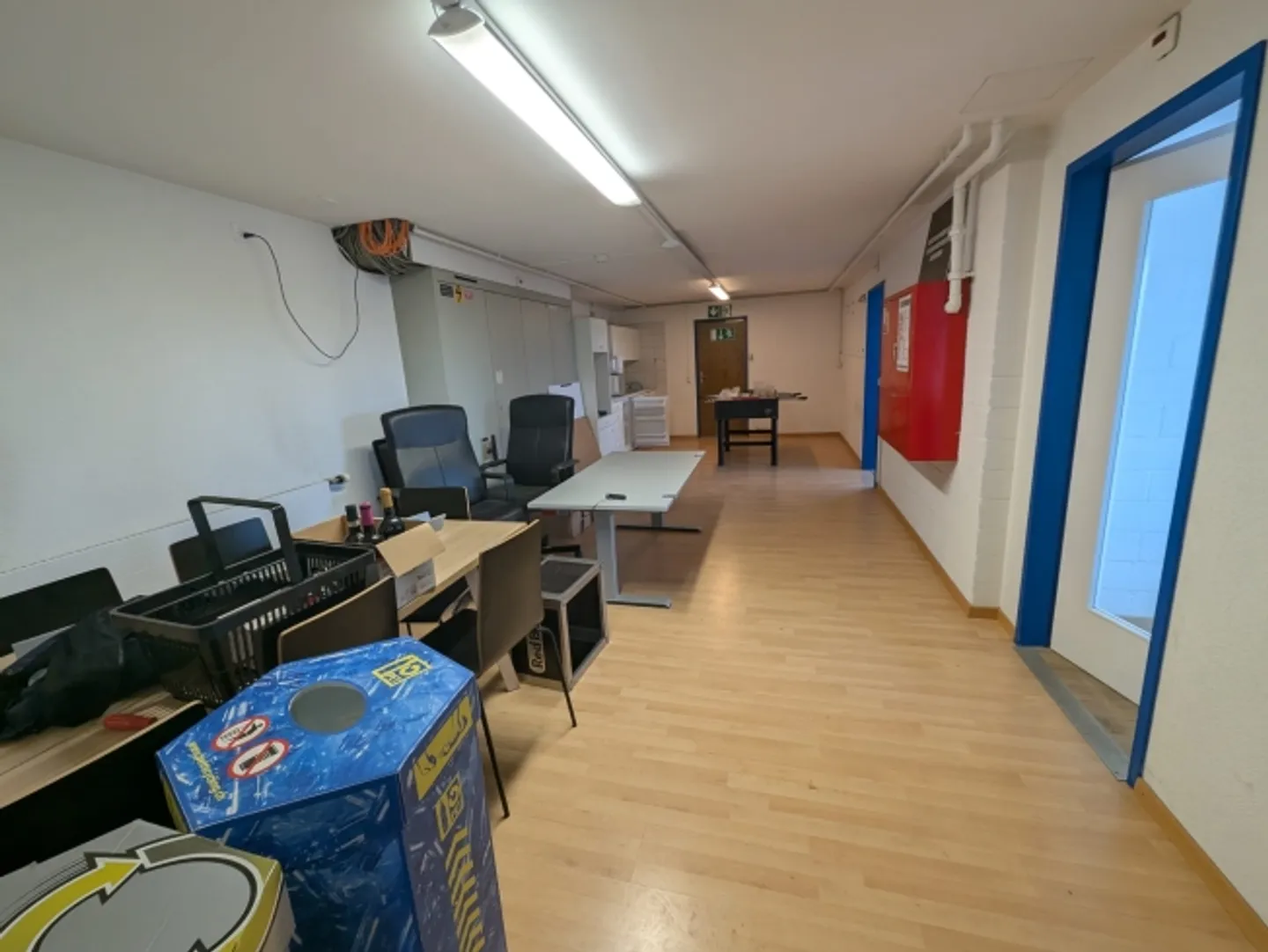 «Office» - Foto 4 von 12