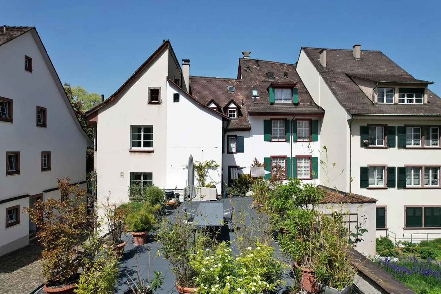 UNIQUE OPPORTUNITY - HISTORIC TOWNHOUSE AT PETERSPLATZ - Photo 2 of 9