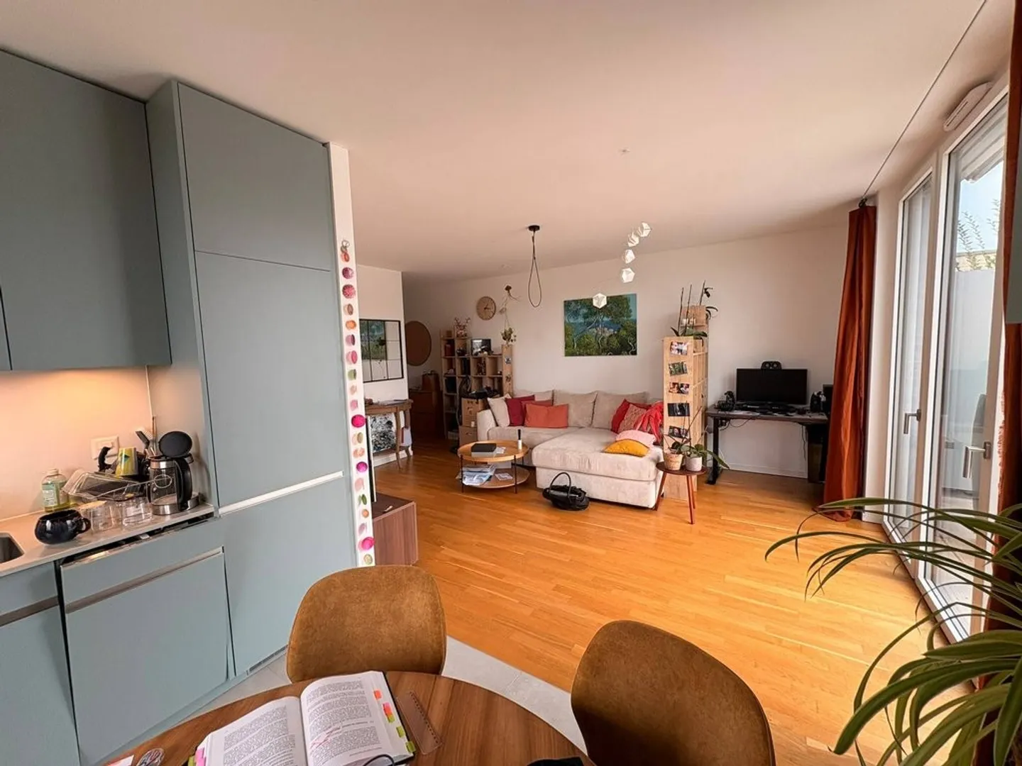 Appartement moderne 2½ pièces à Bussigny - Photo 2 sur 6