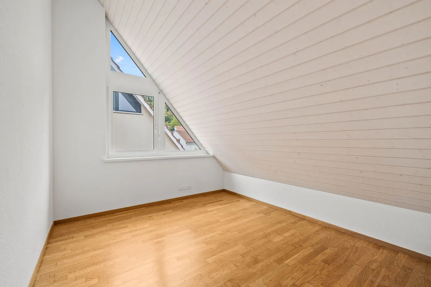 Spacious 4.5-room maisonette apartment with plenty of living comfort - Photo 9 of 12