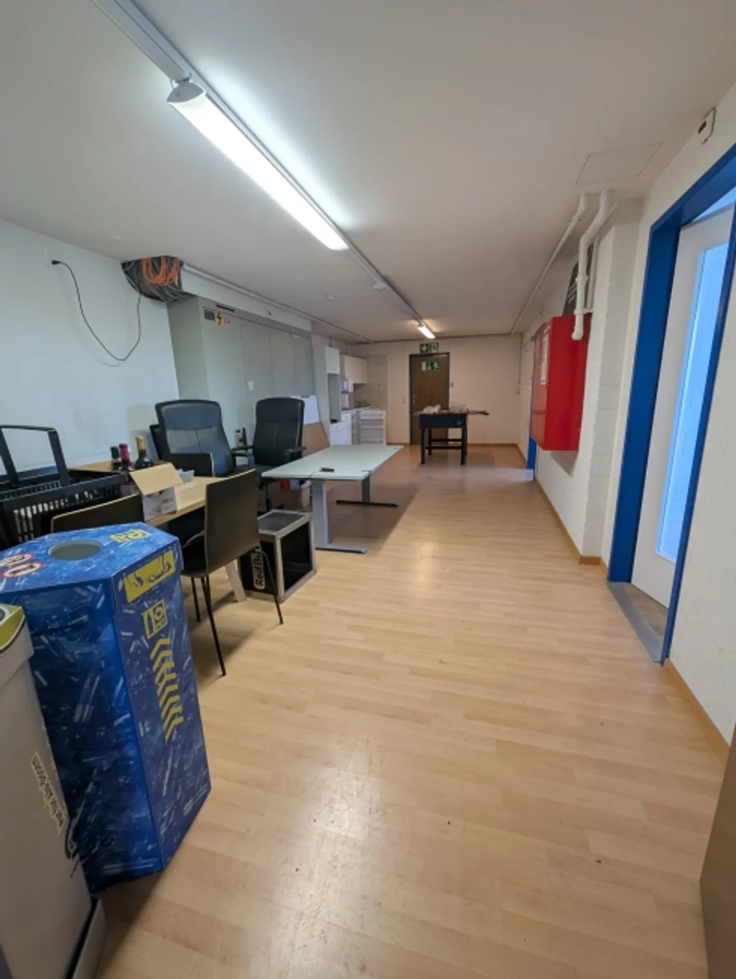 «Office» - Foto 6 von 12