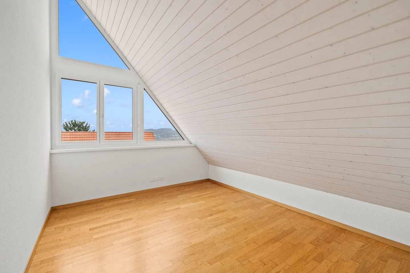 Spacious 4.5-room maisonette apartment with plenty of living comfort - Photo 10 of 12