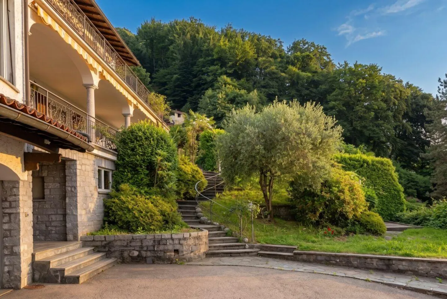 Stunning Prestigious Villa, Carabietta - Photo 5 of 13