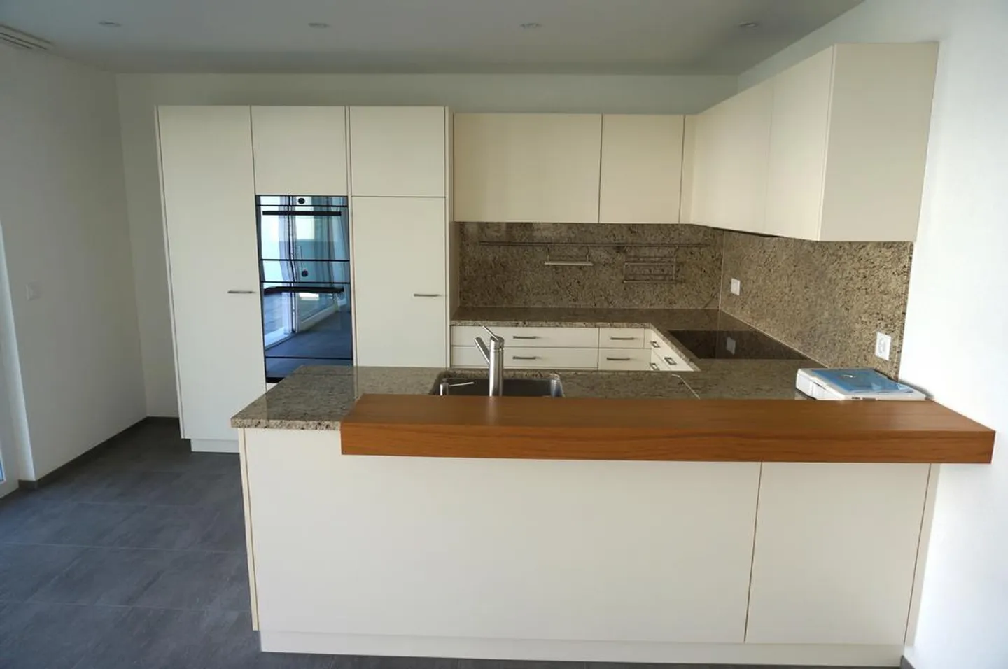 Appartamento al piano terra vicino alla stazione - Foto 2 di 9