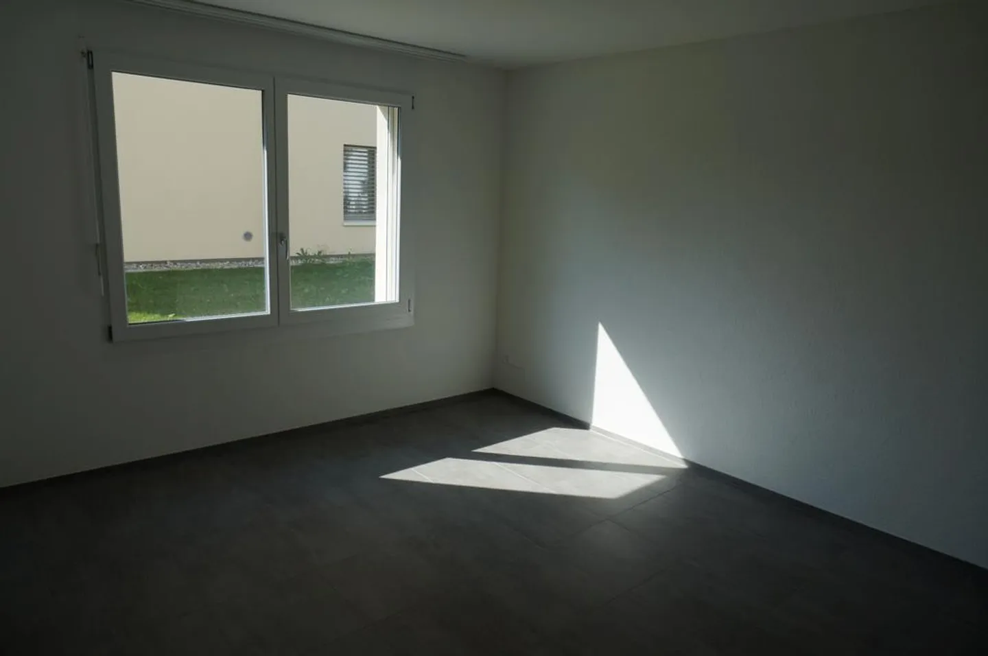 Appartamento al piano terra vicino alla stazione - Foto 5 di 9