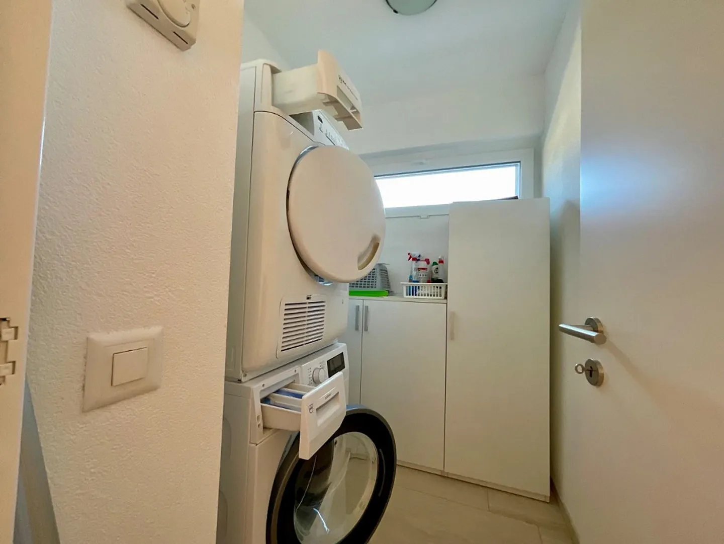 BELLINZONA - ELEGANT UND GERÄUMIG 3.5 ZIMMER IN ZENTRALER LAGE - Foto 9 von 9