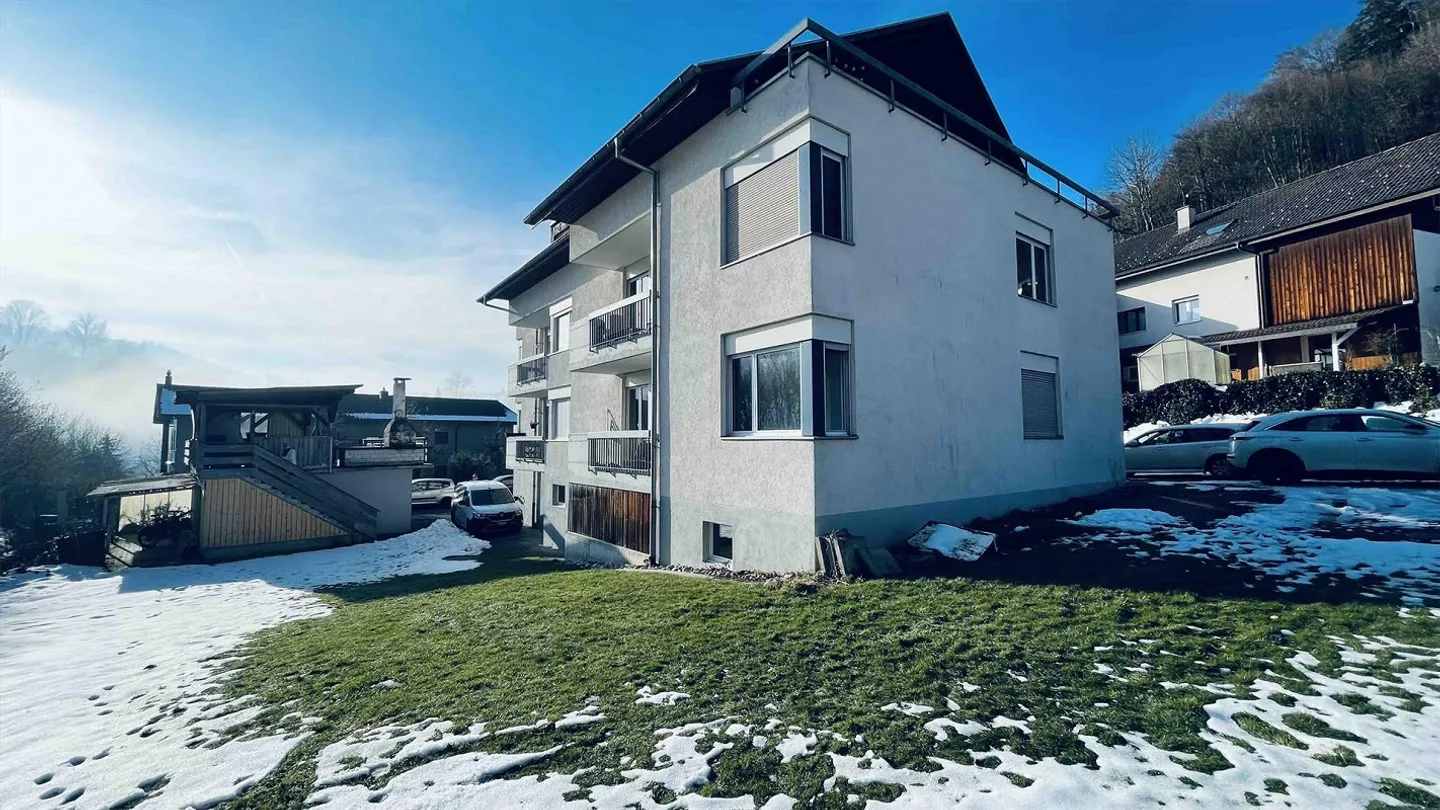 Vivere in campagna con vista – appartamento di 4,5 stanze appena ristrutturato - Foto 4 di 12