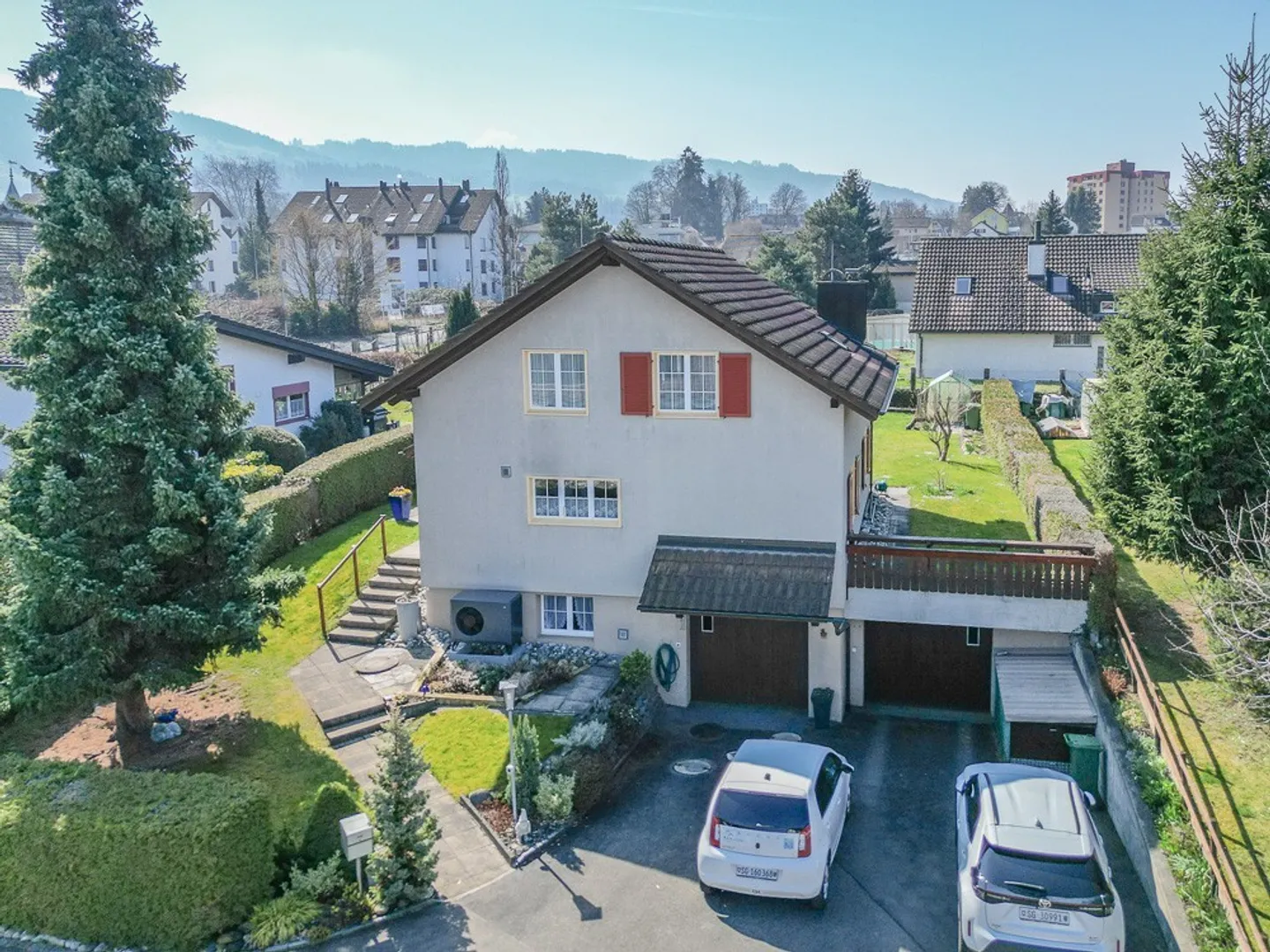 Charming 5.5-room single-family house by the lake - Photo 4 of 13