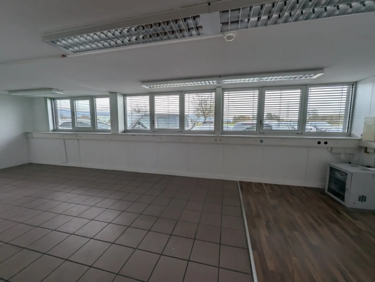 «Office» - Foto 7 von 12