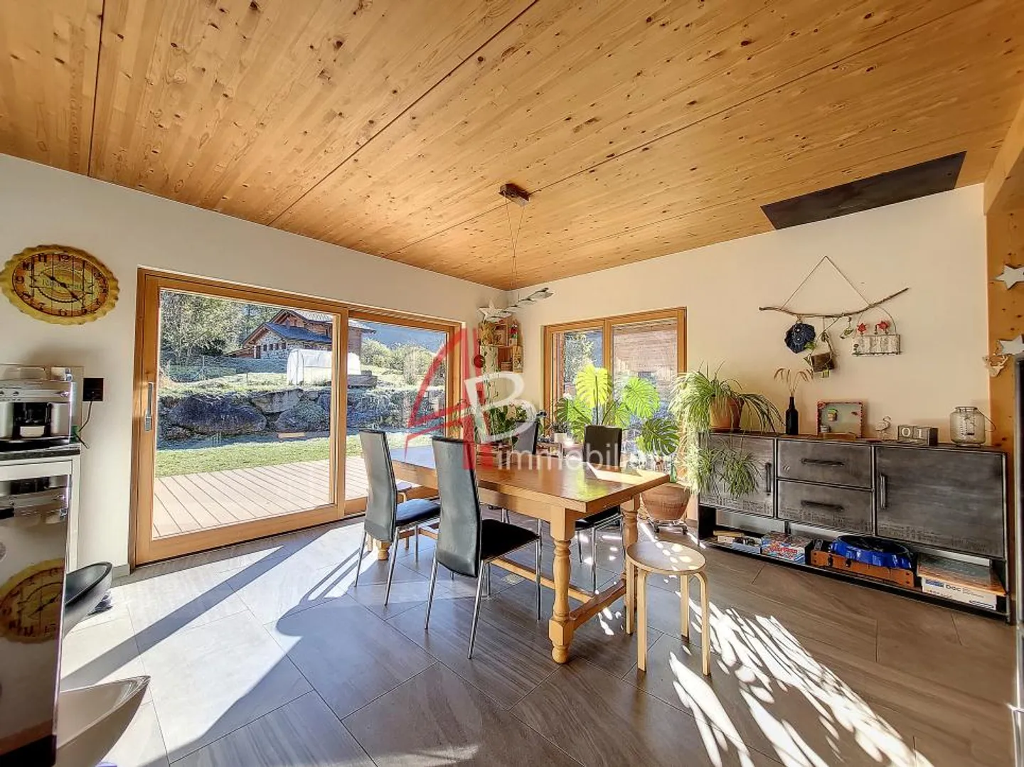 Bellissimo chalet con 6.5 camere a Val de Bagnes - Foto 3 di 13