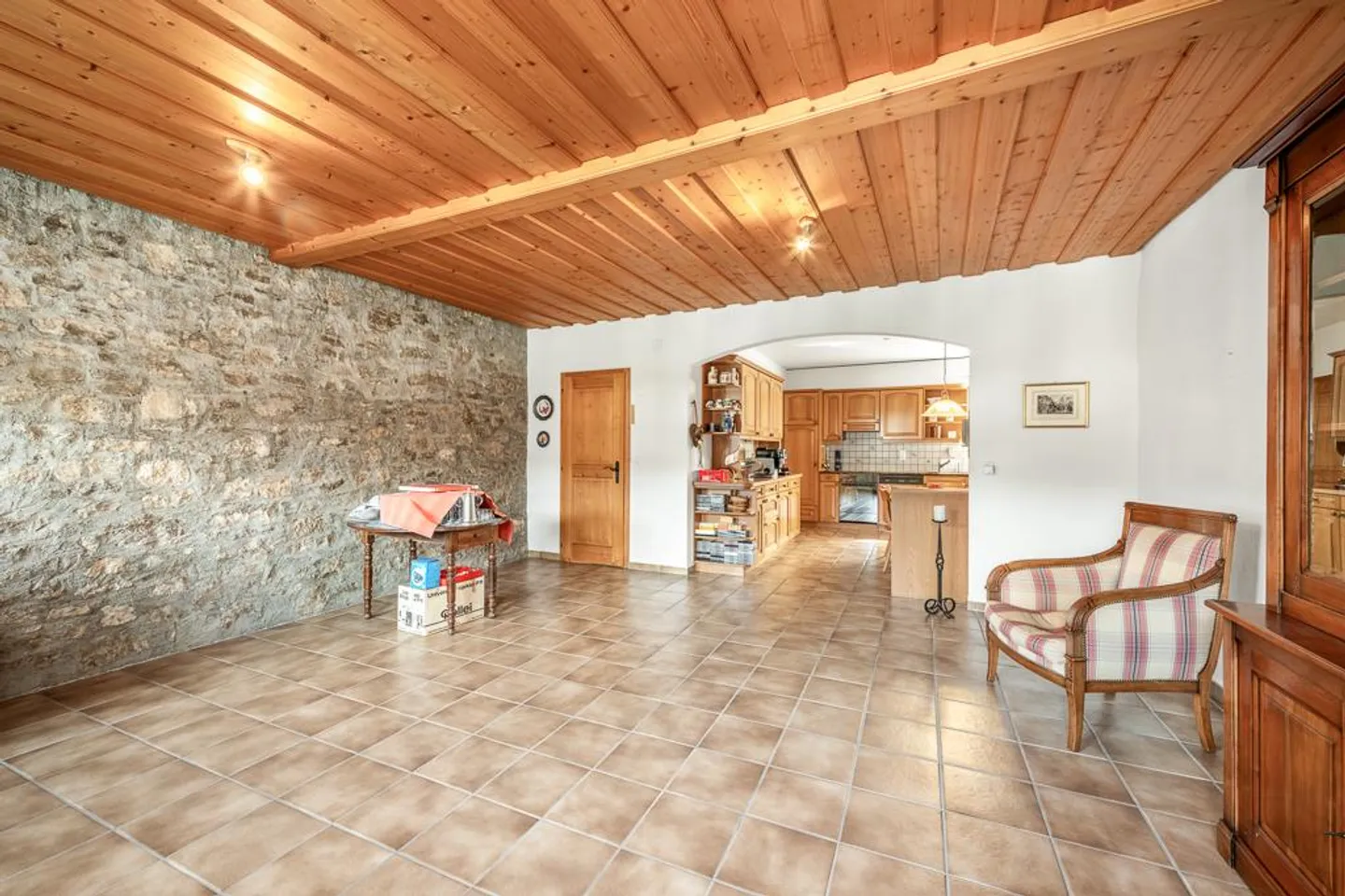 Immeuble multifamilial dans un endroit calme du village - Photo 10 sur 10