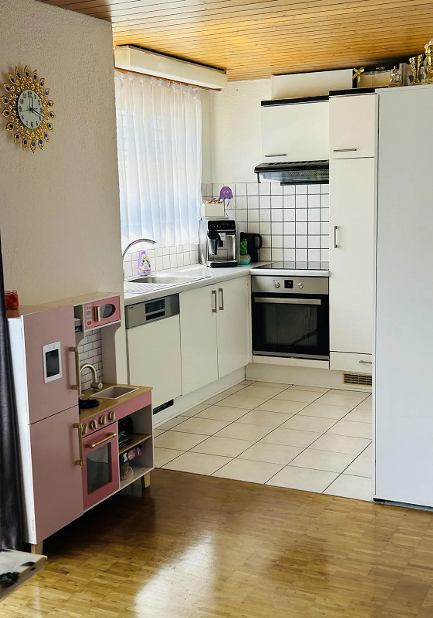 Helles Apartment mit Garten - Foto 4 von 4