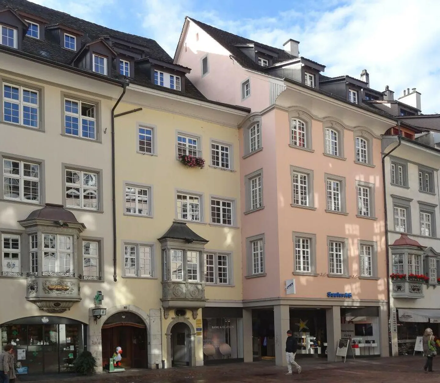 Sanierte Wohnung im stillvollen Altstadthaus - Photo 1 sur 9