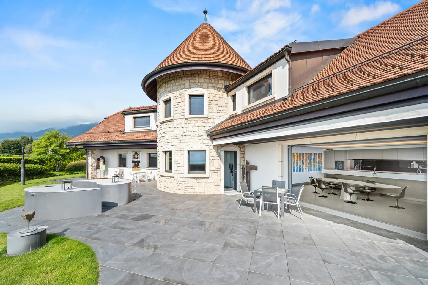 Propriété de rêve avec vue sur le lac et piscine intérieure à Givrins - Photo 6 sur 24