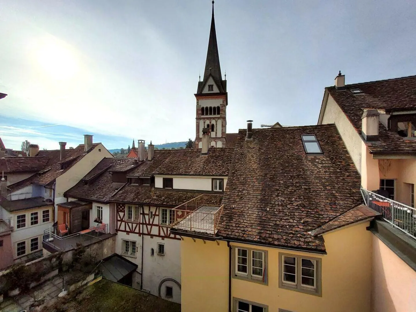 Sanierte Wohnung im stillvollen Altstadthaus - Photo 9 sur 9