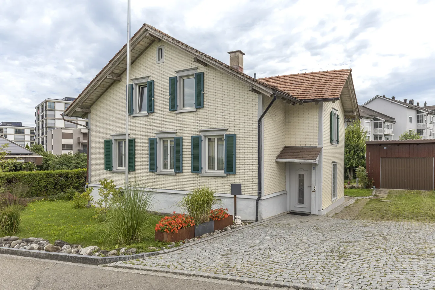 Zentral mit Garten - ideal für Familien - Foto 12 von 12