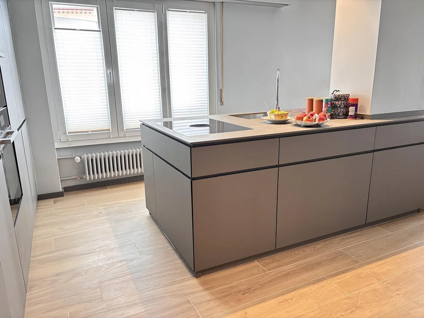 Appartamento 3,5 locali con balcone e vista lago - 77 m2 - Foto 4 di 11