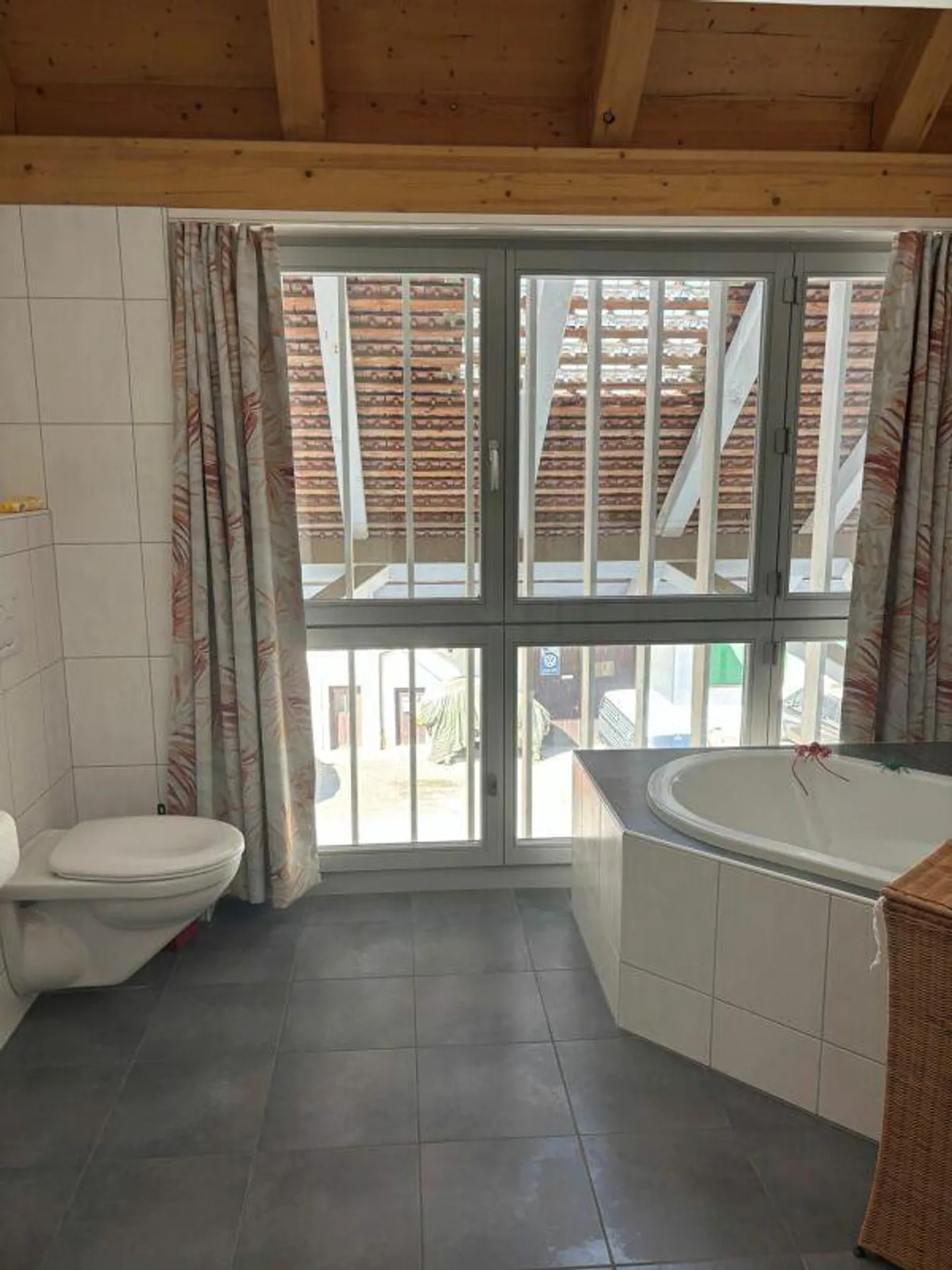 Appartamento affascinante di 3.5 stanze nel centro del villaggio di Pratteln - Foto 8 di 12