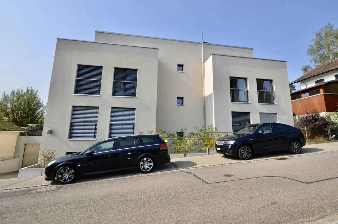 Appartement lumineux de 4,5 pièces avec grande loggia - Photo 1 sur 10