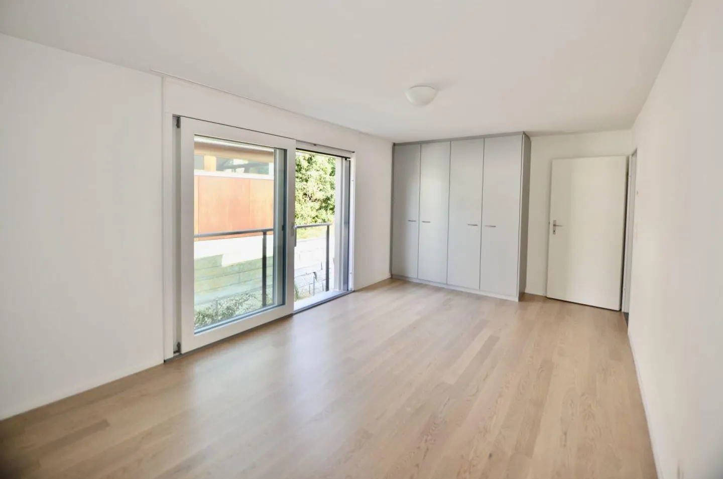 Appartement lumineux de 4,5 pièces avec grande loggia - Photo 7 sur 10
