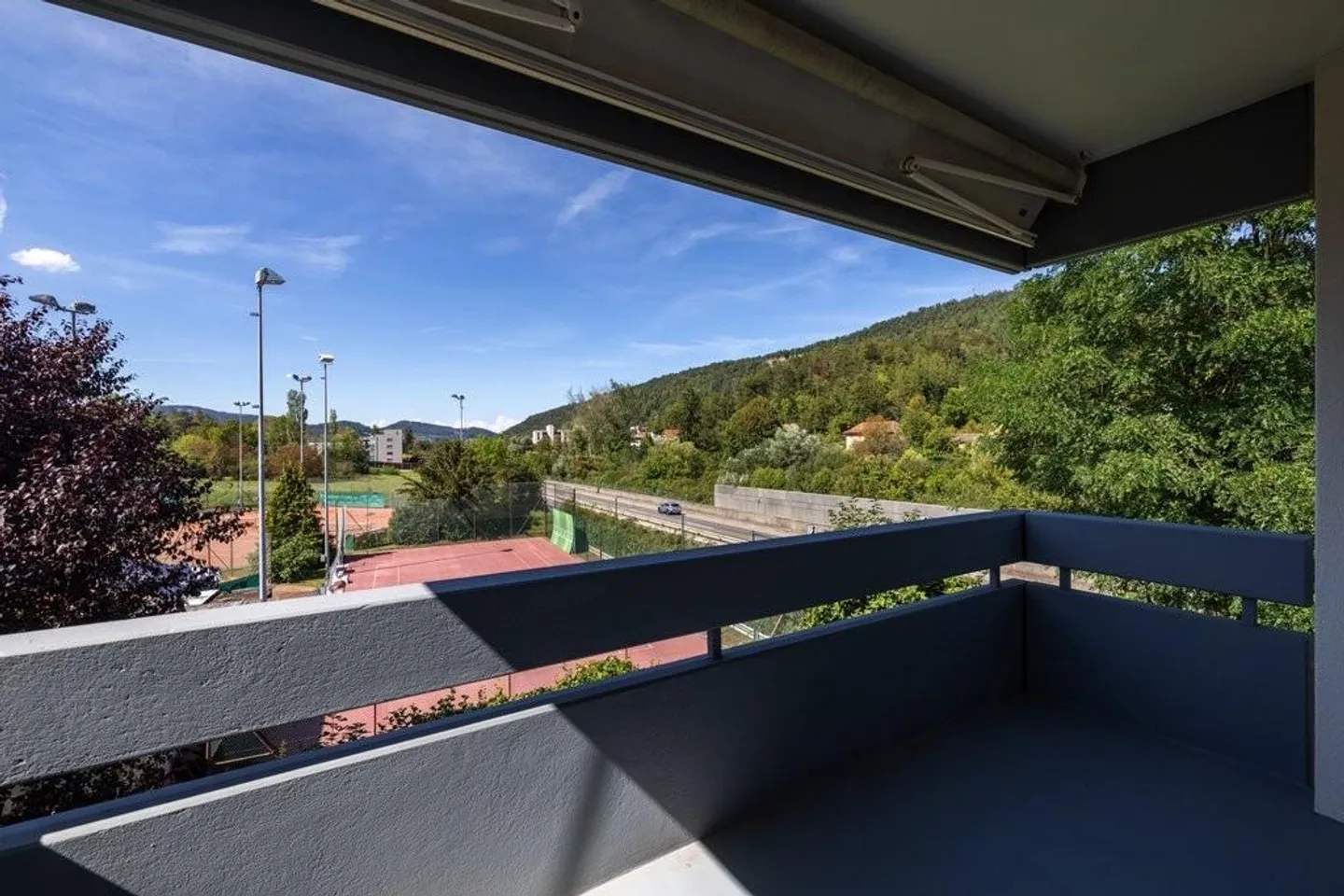 Appartement lumineux dans un emplacement central - Photo 9 sur 10