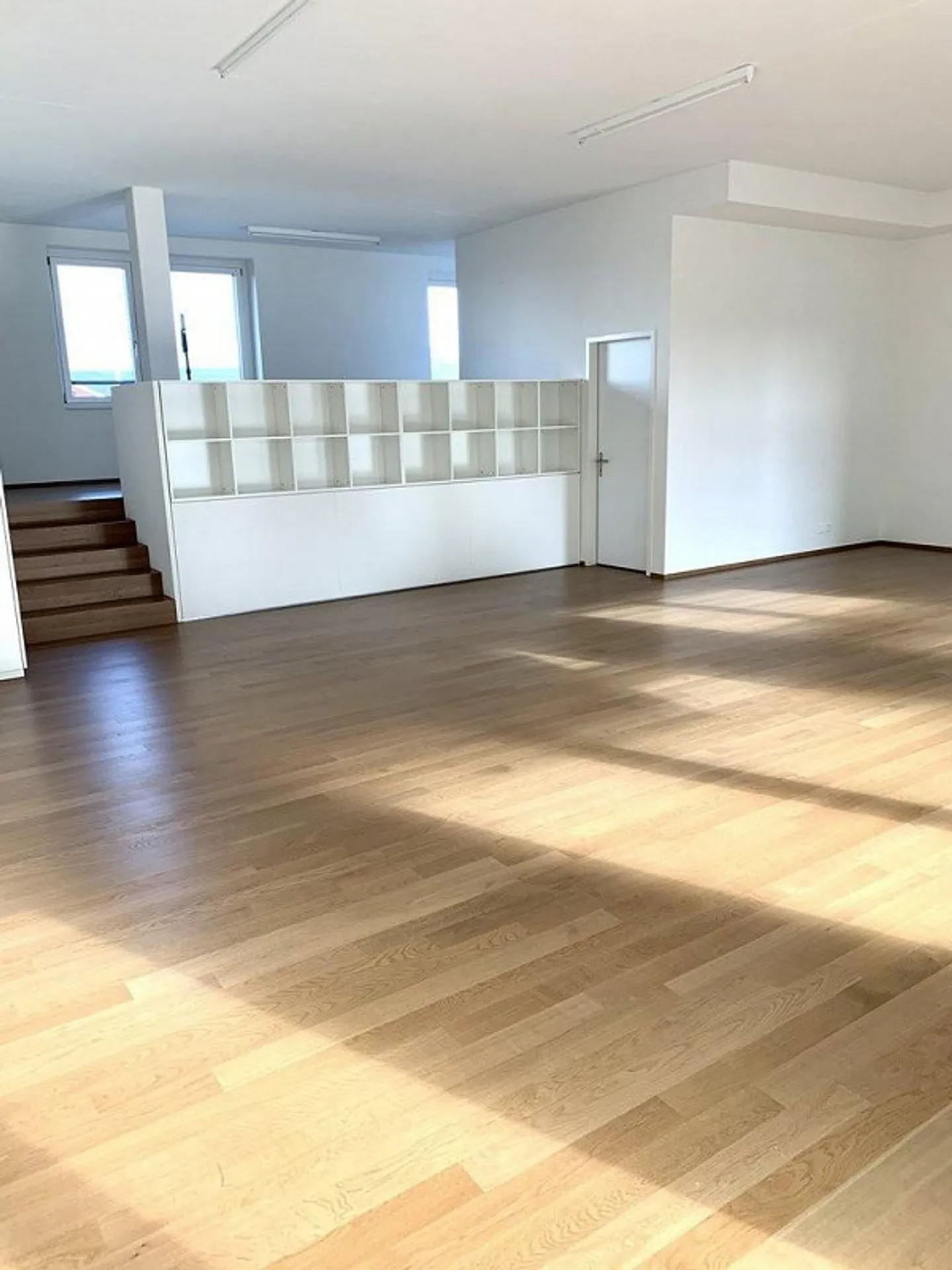 Commercial space for rent in a good location - Photo 2 of 10